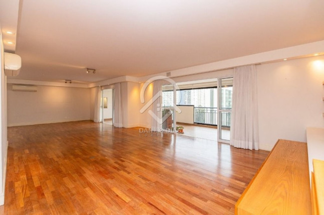 Apartamento com 3 Quartos à Venda, 290 m² em Campo Belo - São Paulo