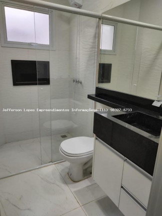 Imagem Casa com 5 Quartos à Venda,  em Village Moutonnée - Salto