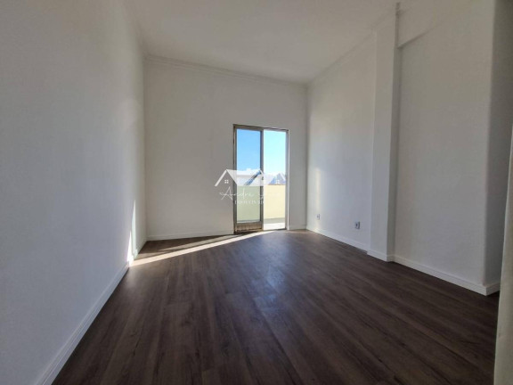 Imagem Cobertura com 2 Quartos à Venda, 62 m² em Olaria - Rio De Janeiro