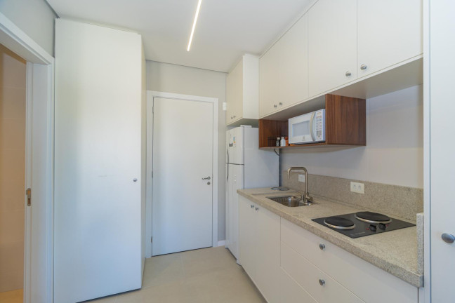 Imagem Apartamento com 1 Quarto para Alugar, 42 m² em Cabral - Curitiba