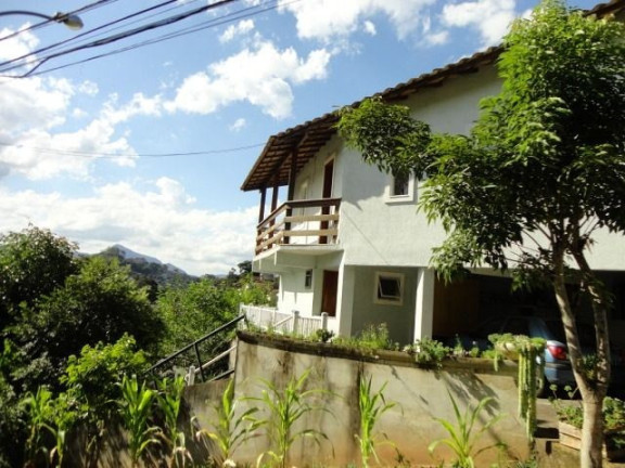 Imagem Casa com 2 Quartos à Venda, 106 m² em Tijuca - Teresópolis Imagem Casa com 2 Quartos à Venda, 106 m² em Tijuca - Teresópolis