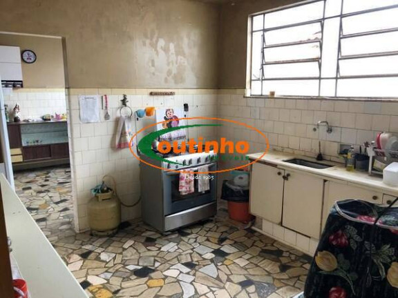 Imagem Casa com 6 Quartos à Venda, 367 m² em Tijuca - Rio De Janeiro Imagem Casa com 6 Quartos à Venda, 367 m² em Tijuca - Rio De Janeiro