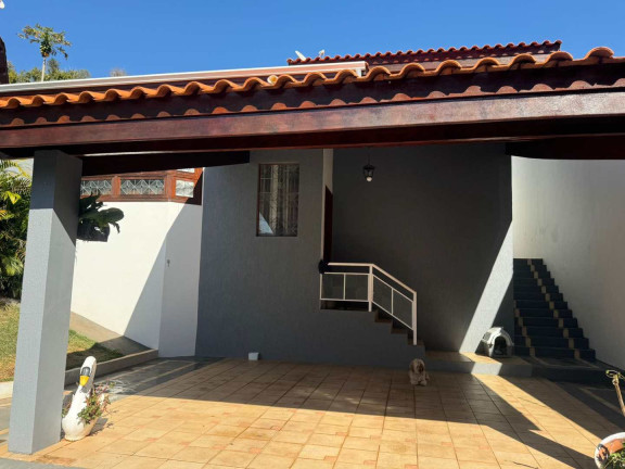 Imagem Casa com 3 Quartos à Venda, 412 m² em Guatambu - Piedade Imagem Casa com 3 Quartos à Venda, 412 m² em Guatambu - Piedade