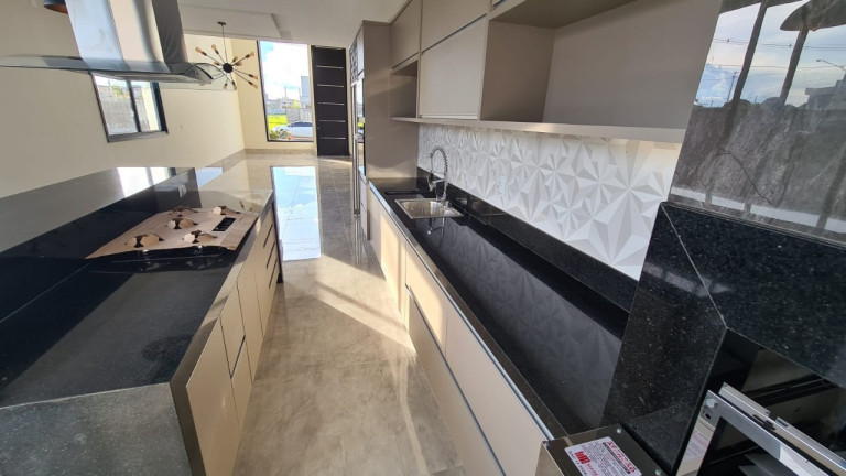 Imagem Casa de Condomínio com 3 Quartos à Venda, 307 m² em Parqville Pinheiros - Aparecida De Goiânia Imagem Casa de Condomínio com 3 Quartos à Venda, 307 m² em Parqville Pinheiros - Aparecida De Goiânia