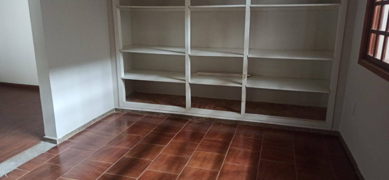 Imagem Casa com 4 Quartos à Venda, 250 m² em Gutierrez - Belo Horizonte