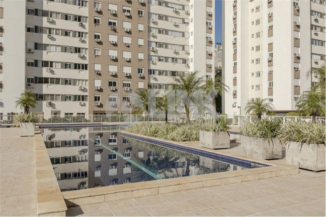 Imagem Apartamento com 2 Quartos à Venda, 58 m² em Passo Da Areia - Porto Alegre