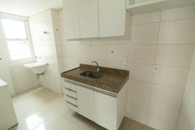 Imagem Apartamento com 3 Quartos à Venda, 73 m² em Meireles - Fortaleza