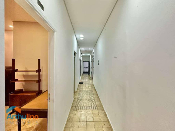 Sala Comercial à Venda ou Locação, 81 m² em Granja Viana - Carapicuíba