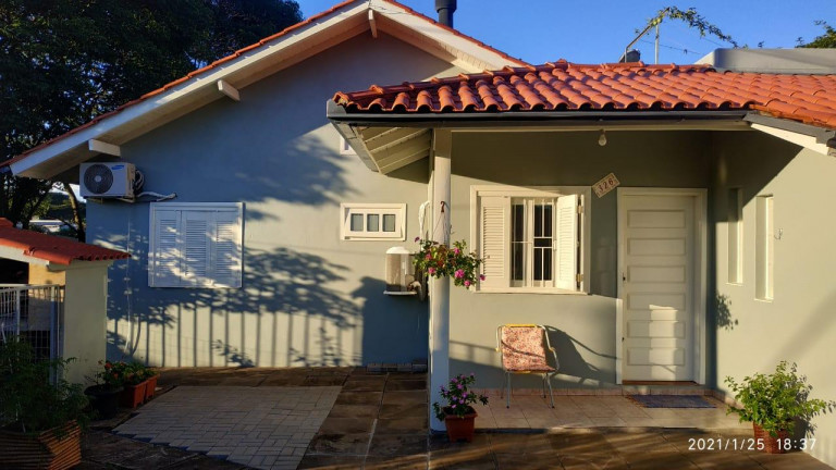 Imagem Casa com 3 Quartos à Venda, 120 m² em Guarani - Novo Hamburgo Imagem Casa com 3 Quartos à Venda, 120 m² em Guarani - Novo Hamburgo