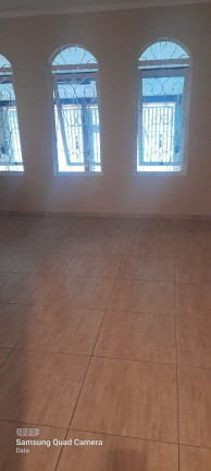 Sobrado à Venda, 186 m² em Vila Scarpelli - Santo André