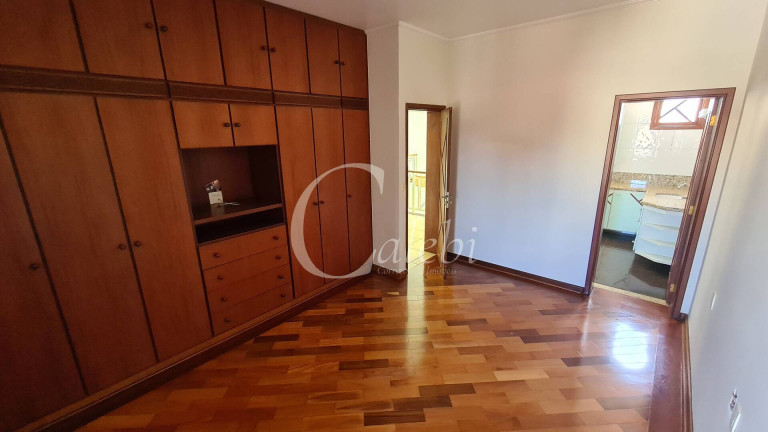Imagem Sobrado com 3 Quartos à Venda, 351 m² em Centro - Moji Mirim Imagem Sobrado com 3 Quartos à Venda, 351 m² em Centro - Moji Mirim