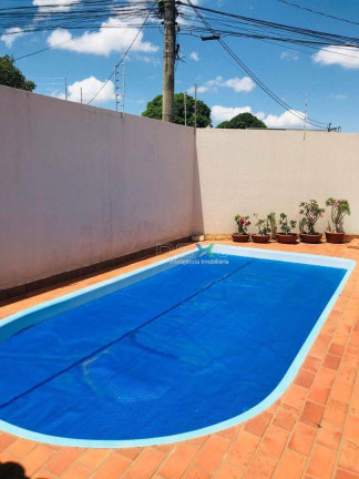 Imagem Casa com 3 Quartos à Venda, 127 m² em Monte Castelo - Campo Grande Imagem Casa com 3 Quartos à Venda, 127 m² em Monte Castelo - Campo Grande