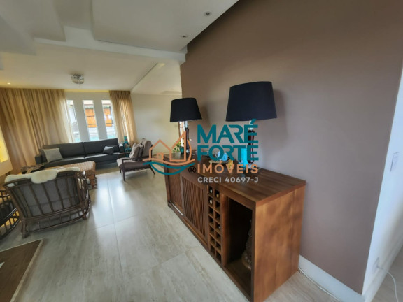 Imagem Casa com 4 Quartos à Venda, 450 m² em Alto Do Capivari - Campos Do Jordão Imagem Casa com 4 Quartos à Venda, 450 m² em Alto Do Capivari - Campos Do Jordão