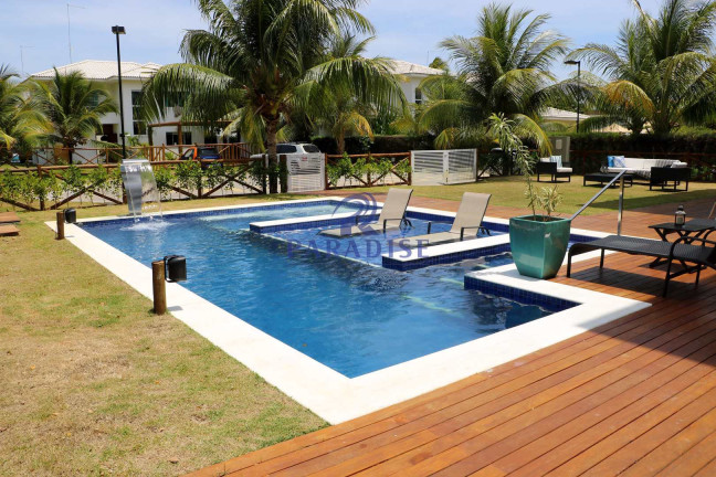 Imagem Casa com 8 Quartos à Venda, 362 m² em Guarajuba - Camaçari Imagem Casa com 8 Quartos à Venda, 362 m² em Guarajuba - Camaçari