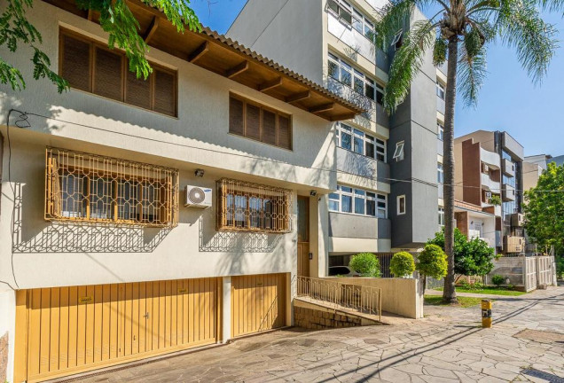 Imagem Apartamento com 3 Quartos à Venda, 226 m² em Petrópolis - Porto Alegre Imagem Apartamento com 3 Quartos à Venda, 226 m² em Petrópolis - Porto Alegre