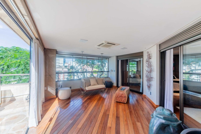 Imagem Imóvel com 4 Quartos à Venda, 405 m² em Moinhos De Vento - Porto Alegre Imagem Imóvel com 4 Quartos à Venda, 405 m² em Moinhos De Vento - Porto Alegre