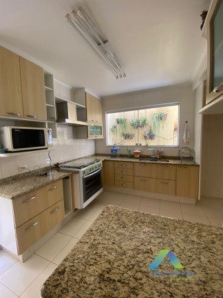 Casa de Condomínio com 4 Quartos à Venda, 210 m² em Vila Das Mercês - São Paulo