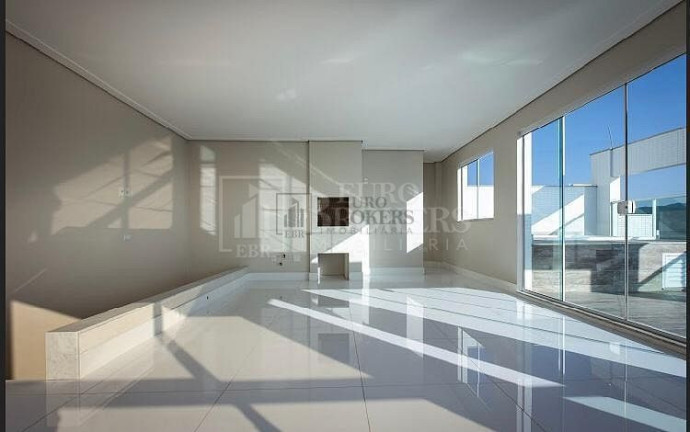 Foto do imóvel Cobertura com 3 Quartos à Venda, 241 m² em Centro - Balneário Camboriú