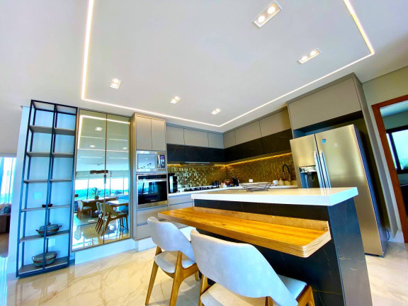 Imagem Casa com 10 Quartos à Venda, 1.000 m² em Represa - Piracaia Imagem Casa com 10 Quartos à Venda, 1.000 m² em Represa - Piracaia