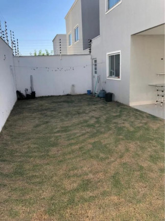 Imagem Casa com 3 Quartos à Venda, 215 m² em Jardim Califórnia - Cuiabá Imagem Casa com 3 Quartos à Venda, 215 m² em Jardim Califórnia - Cuiabá