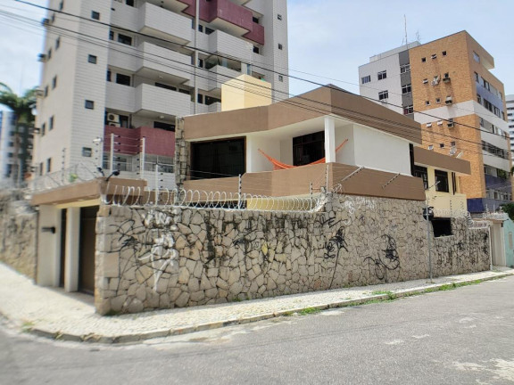 Imagem Casa com 3 Quartos à Venda, 259 m² em Meireles - Fortaleza Imagem Casa com 3 Quartos à Venda, 259 m² em Meireles - Fortaleza