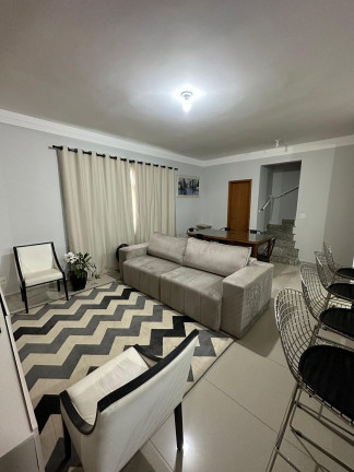 Imagem Casa com 3 Quartos à Venda, 136 m² em Gonzaga - Santos Imagem Casa com 3 Quartos à Venda, 136 m² em Gonzaga - Santos