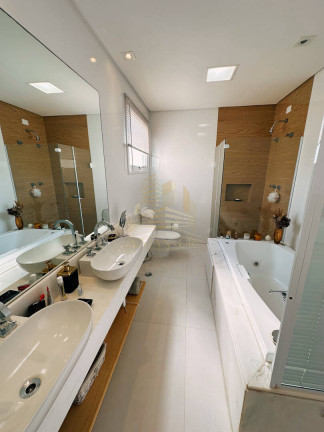 Imagem Casa com 6 Quartos para Temporada, 390 m² em Bertioga