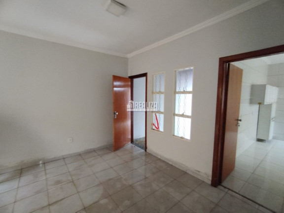 Imagem Casa com 2 Quartos à Venda, 67 m² em Olinda - Uberaba Imagem Casa com 2 Quartos à Venda, 67 m² em Olinda - Uberaba