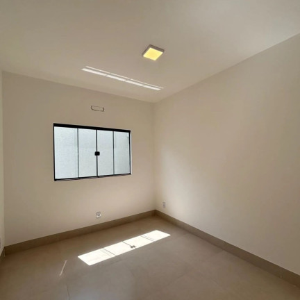 Imagem Imóvel com
3 Quartos à Venda, 100 m² em
Parque Itatiaia -
Aparecida De Goiania Imagem Imóvel com
3 Quartos à Venda, 100 m² em
Parque Itatiaia -
Aparecida De Goiania