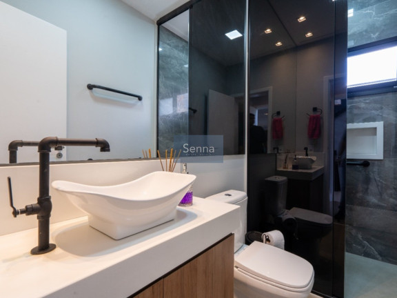 Imagem Casa com 5 Quartos à Venda, 486 m² em Medeiros - Jundiaí Imagem Casa com 5 Quartos à Venda, 486 m² em Medeiros - Jundiaí