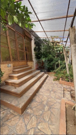Imagem Casa com 3 Quartos à Venda, 190 m² em Menino Deus - Porto Alegre Imagem Casa com 3 Quartos à Venda, 190 m² em Menino Deus - Porto Alegre