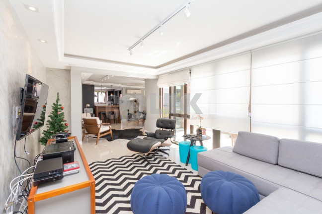 Imagem Apartamento com 3 Quartos à Venda, 181 m² em Mont Serrat - Porto Alegre Imagem Apartamento com 3 Quartos à Venda, 181 m² em Mont Serrat - Porto Alegre