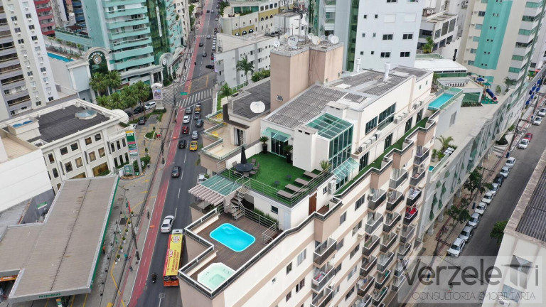Imagem Apartamento com 4 Quartos para Temporada, 250 m² em Centro - Balneário Camboriú