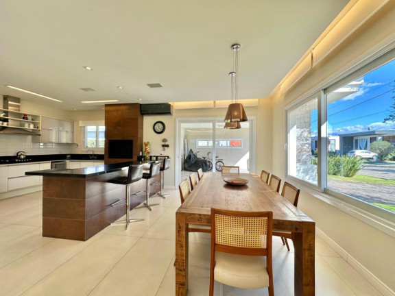 Imagem Casa com 4 Quartos à Venda, 260 m² em Zona Nova - Capao Da Canoa Imagem Casa com 4 Quartos à Venda, 260 m² em Zona Nova - Capao Da Canoa