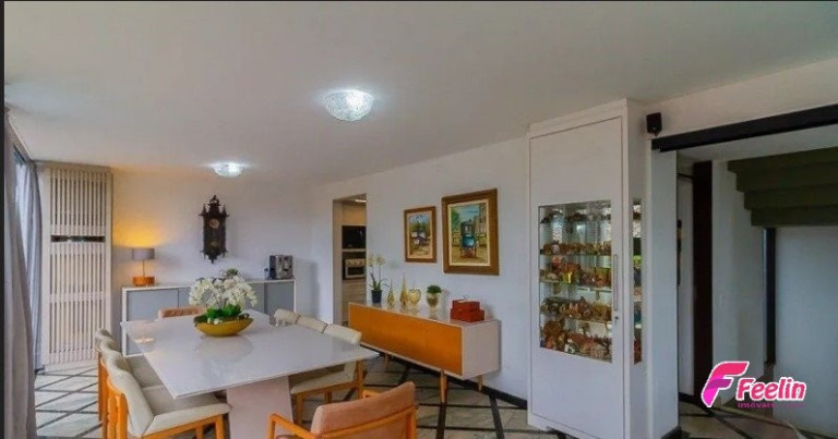 Imagem Casa com 4 Quartos à Venda, 184 m² em Agronômica - Florianópolis Imagem Casa com 4 Quartos à Venda, 184 m² em Agronômica - Florianópolis