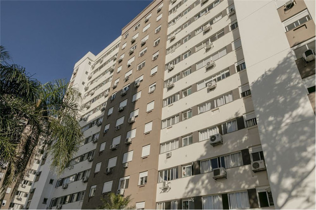 Imagem Apartamento com 2 Quartos à Venda, 58 m² em Passo Da Areia - Porto Alegre