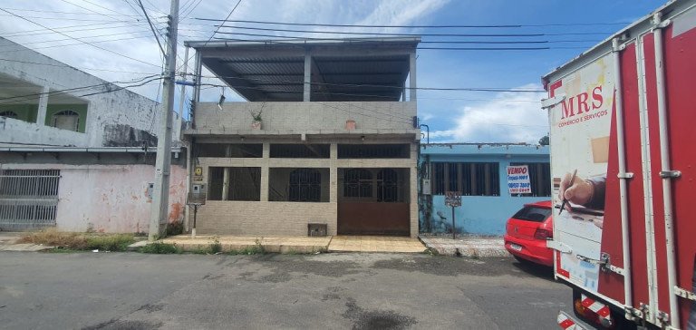 Casa com 5 Quartos à Venda, 160 m² em Cidade Nova - Manaus