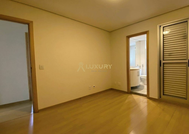 Imagem Imóvel com 3 Quartos à Venda, 92 m² em Vila Da Serra - Nova Lima Imagem Imóvel com 3 Quartos à Venda, 92 m² em Vila Da Serra - Nova Lima