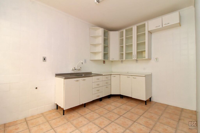 Imagem Casa com 3 Quartos à Venda, 138 m² em Cristal - Porto Alegre Imagem Casa com 3 Quartos à Venda, 138 m² em Cristal - Porto Alegre