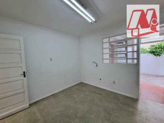 Imagem Casa com 4 Quartos para Alugar, 265 m² em Rio Branco - Porto Alegre Imagem Casa com 4 Quartos para Alugar, 265 m² em Rio Branco - Porto Alegre
