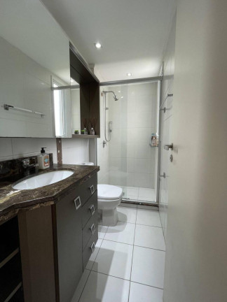 Imagem Imóvel com 2 Quartos à Venda, em Higienópolis - Porto Alegre Imagem Imóvel com 2 Quartos à Venda, em Higienópolis - Porto Alegre