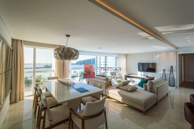 Cobertura com 3 Quartos à Venda, 328 m² em Fazenda - Itajaí