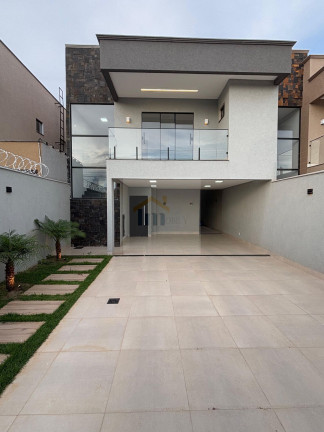 Imagem Casa com 4 Quartos à Venda, 215 m² em Jardim Helvécia - Aparecida De Goiânia