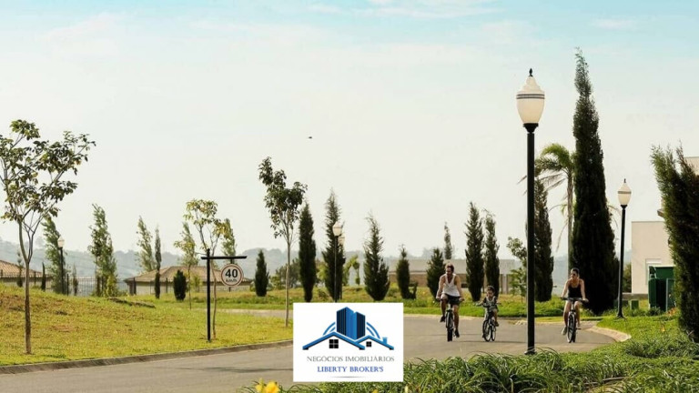 Imagem Terreno à Venda, 700 m² Imagem Terreno à Venda, 700 m²