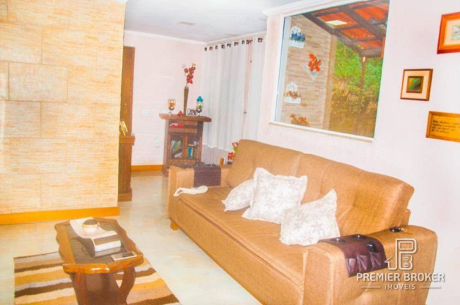 Imagem Casa com 2 Quartos à Venda, 100 m² em Prata - Teresópolis Imagem Casa com 2 Quartos à Venda, 100 m² em Prata - Teresópolis