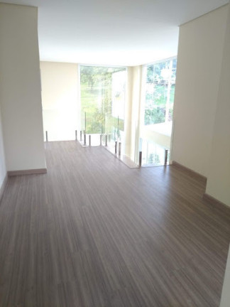 Imagem Sobrado com 3 Quartos à Venda, 470 m² em Parque Renato Maia - Guarulhos Imagem Sobrado com 3 Quartos à Venda, 470 m² em Parque Renato Maia - Guarulhos