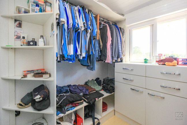Imagem Casa com 3 Quartos à Venda, 92 m² em Camaquã - Porto Alegre Imagem Casa com 3 Quartos à Venda, 92 m² em Camaquã - Porto Alegre