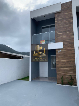 Imagem Casa com 2 Quartos à Venda, 100 m² em Florianópolis Imagem Casa com 2 Quartos à Venda, 100 m² em Florianópolis