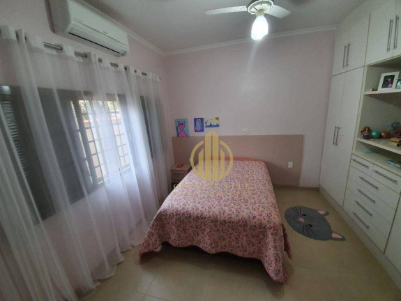 Imagem Casa com 3 Quartos à Venda, 262 m² em Centro - Jardinópolis Imagem Casa com 3 Quartos à Venda, 262 m² em Centro - Jardinópolis