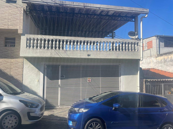 Casa com 3 Quartos à Venda,  em Vila Liviero - São Paulo